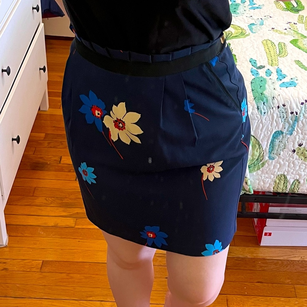 Floral print, mini skirt, high waist